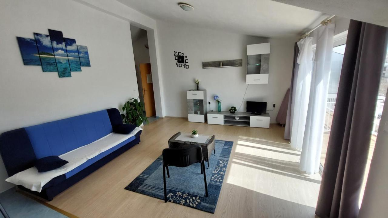 Apartments Dora Hvar Town Bagian luar foto
