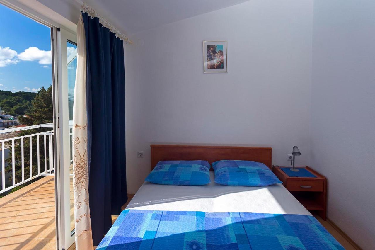 Apartments Dora Hvar Town Bagian luar foto
