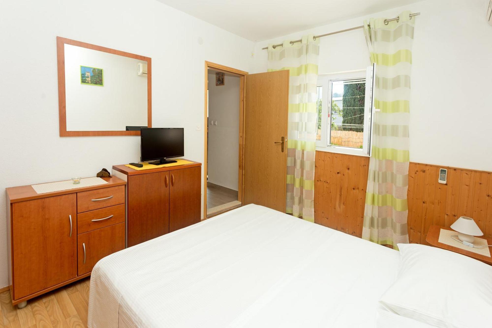 Apartments Dora Hvar Town Bagian luar foto