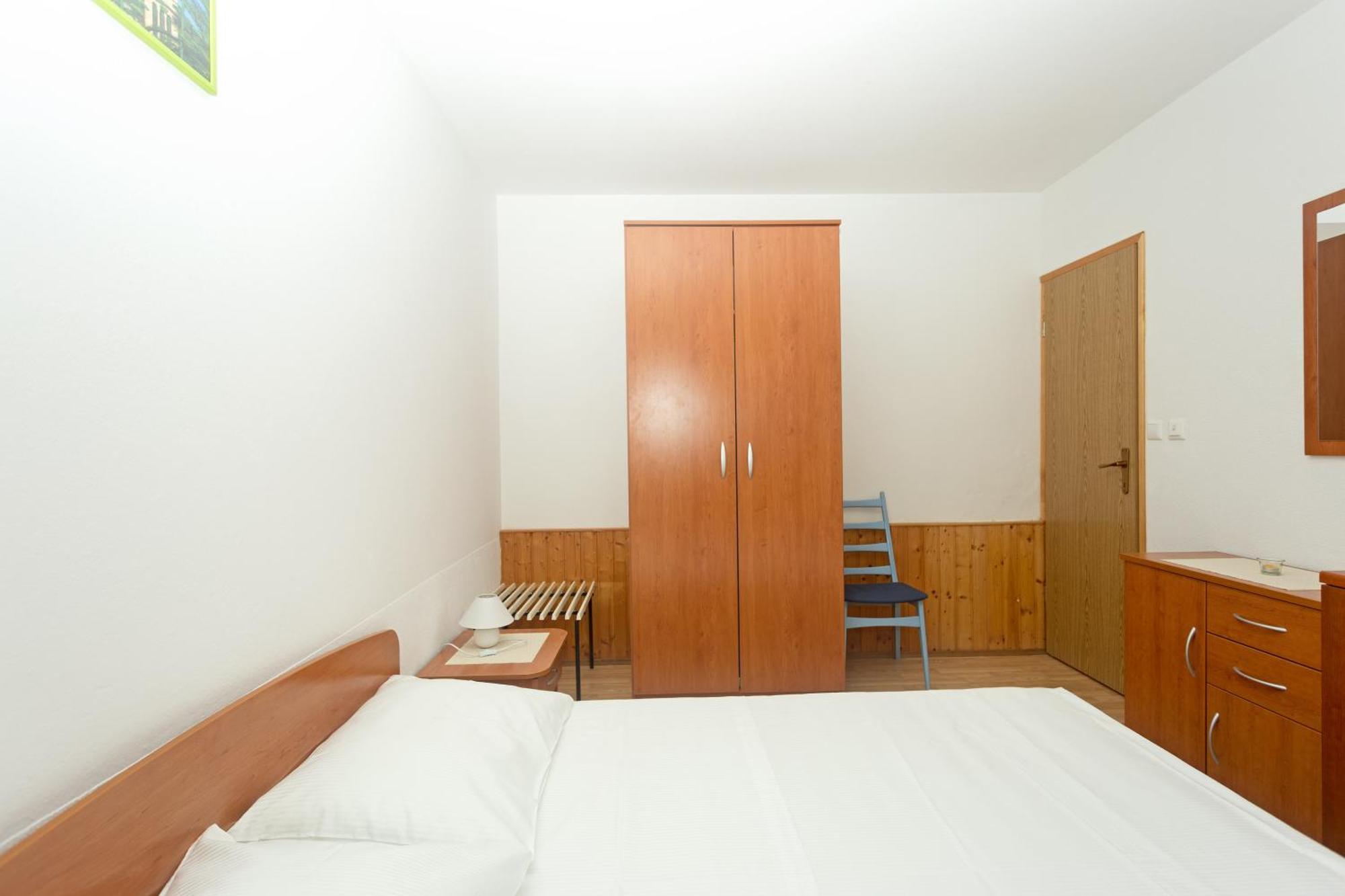 Apartments Dora Hvar Town Bagian luar foto